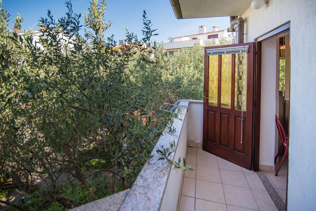 Apartments Jurina 2 Krk Town Zewnętrze zdjęcie