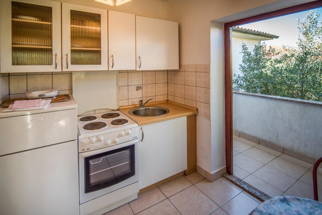 Apartments Jurina 2 Krk Town Zewnętrze zdjęcie